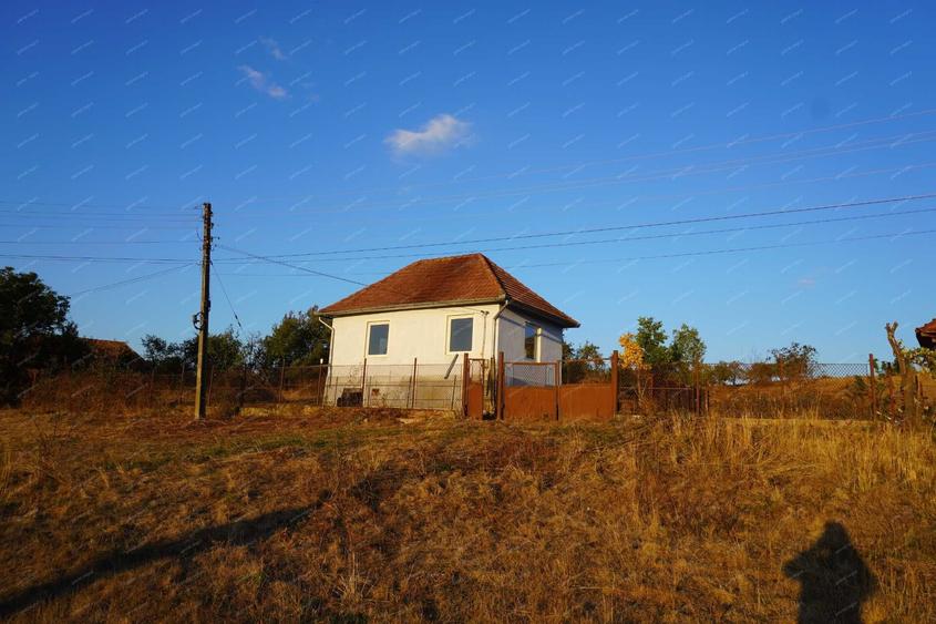 Casă cu 2 camere în Bălnaca