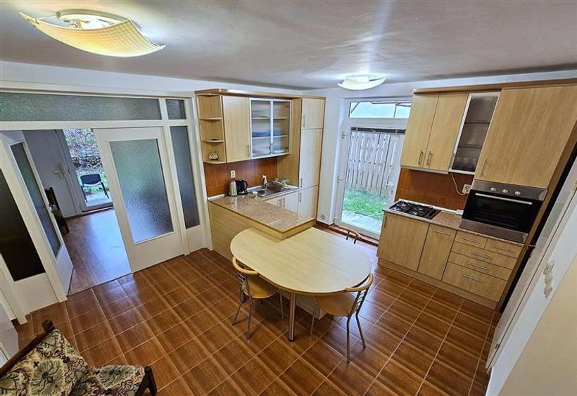 Duplex cu 5 camere cu Canalizare în Bună Ziua