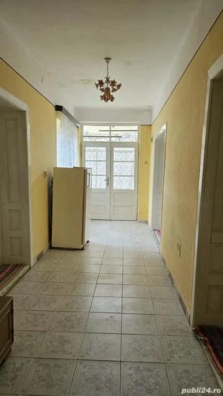 Casă cu 3 camere în Avram Iancu