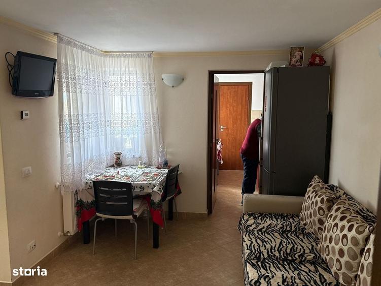 Casă cu 4 camere în Santăul Mic