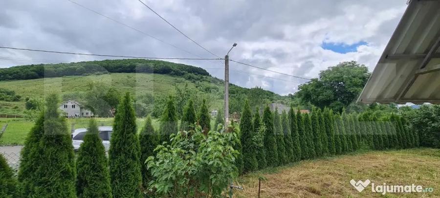 Casă cu 3 camere cu Teren 2900 Mp în Dej