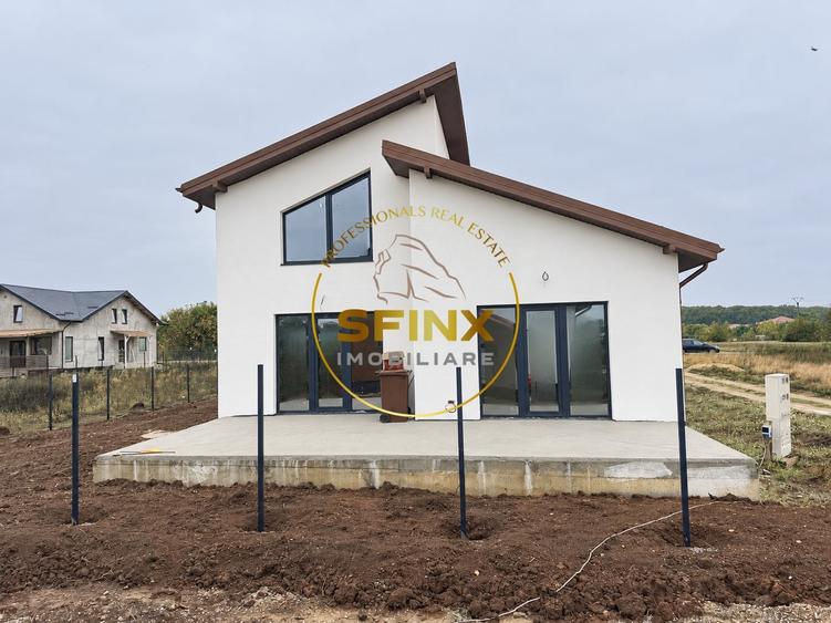 Casă individuală cu 4 camere cu Teren 500 Mp în Snagov