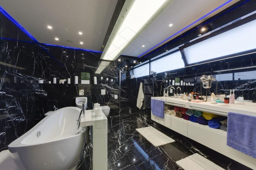 Penthouse cu 4 camere decomandat, mobilat în Herăstrău