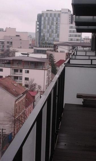 Apartament cu 2 camere semidecomandat în Dosu Bricii
