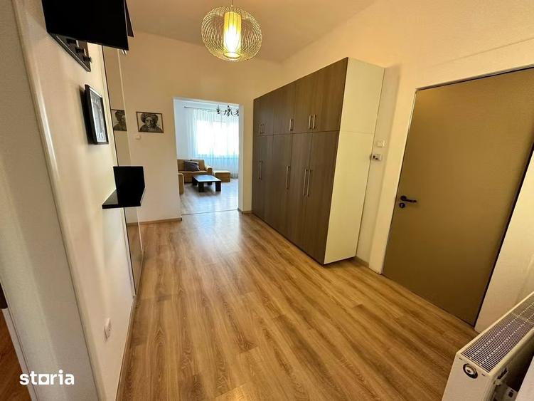 Apartament cu 3 camere decomandat în Burdea