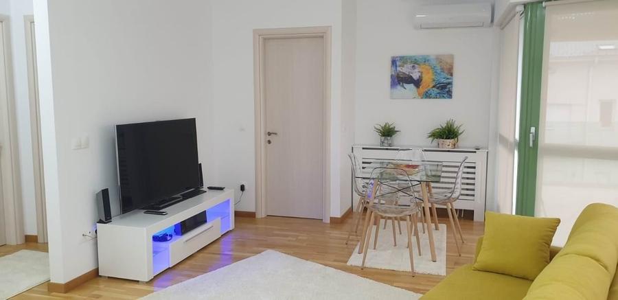 Apartament cu 2 camere decomandat în Exercițiu