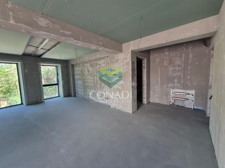 Apartament cu 2 camere decomandat în P-ța Victoriei