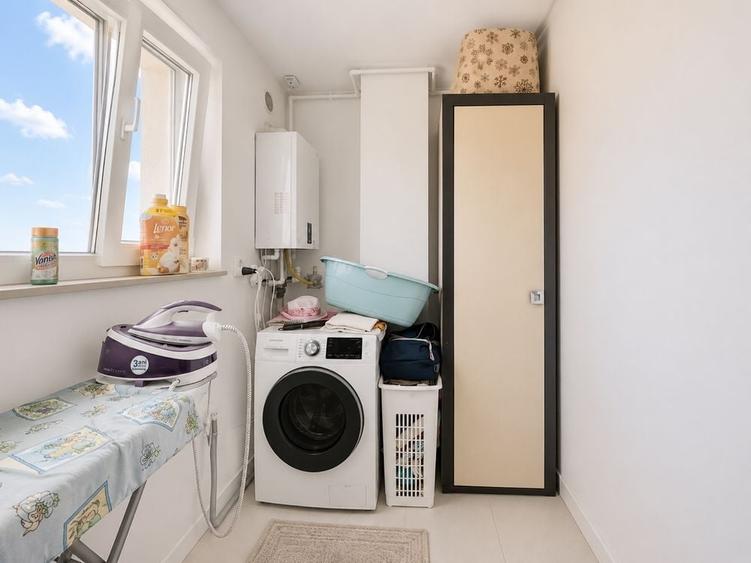 Apartament cu 4 camere în Crețuleasca