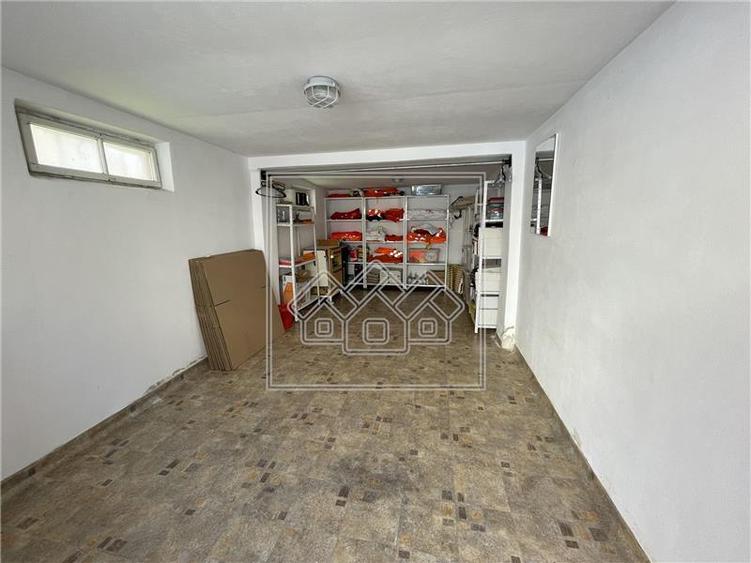 Apartament cu 4 camere circular în Central