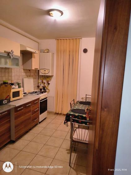 Apartament cu 2 camere decomandat în Nicolae Titulescu
