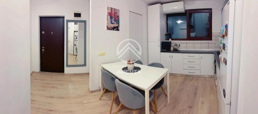 Apartament cu 2 camere semidecomandat în Borhanci