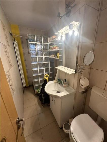 Apartament cu 2 camere semidecomandat în Circumvalațiunii