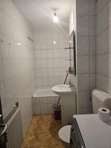 Garsonieră în Gorjului