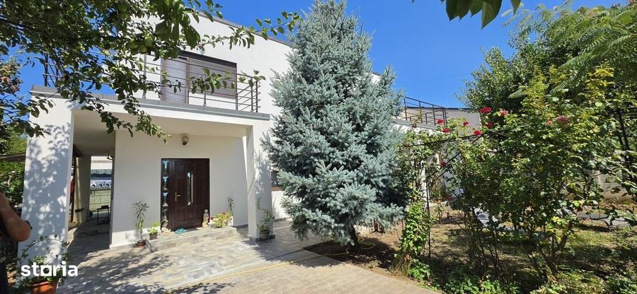 Casă cu 4 camere în Vest
