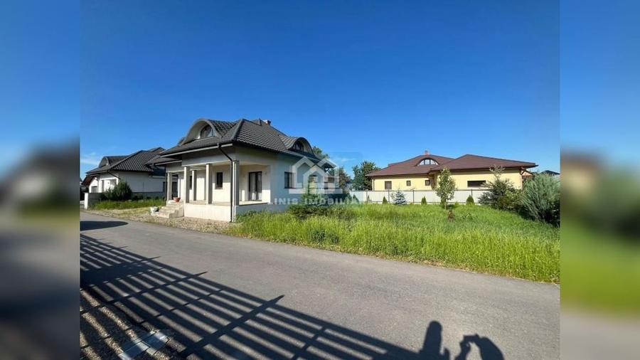 COMISION 0% Casă individuală P+M | 243 mp utili | Teren 664 mp | Garaj - 4