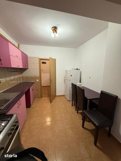 Apartament cu 3 camere decomandat în George Enescu
