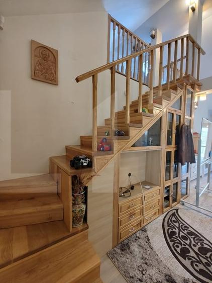 Casă individuală cu 3 camere cu Canalizare în Săcălaz