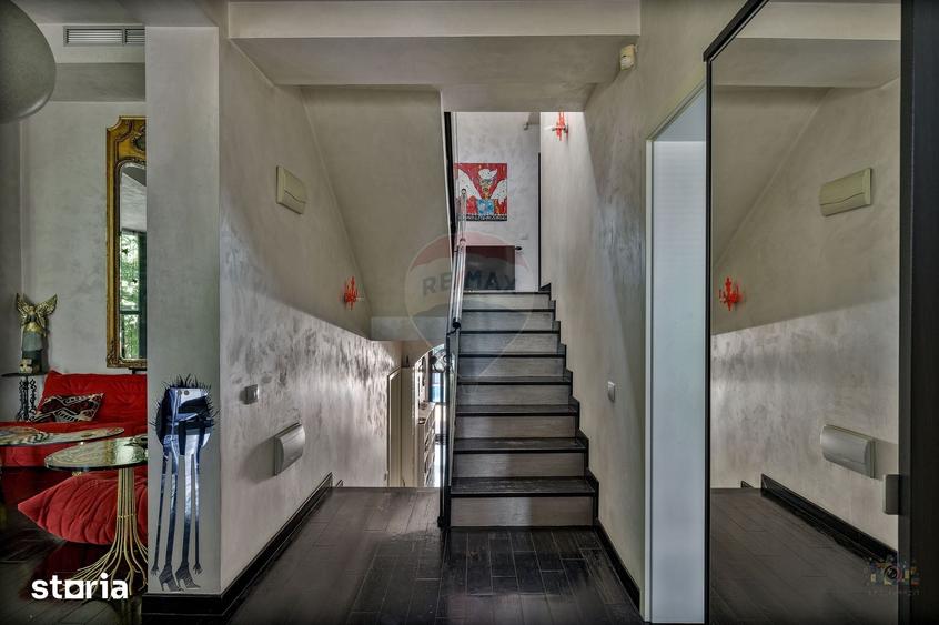 Vila de arhitectura cu piscina, garaje ?i teren de 800 mp - 16