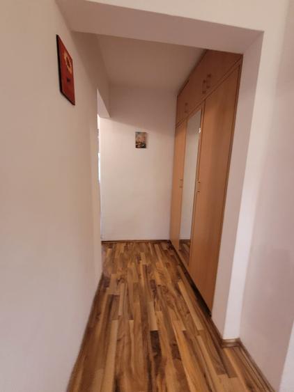 Apartament cu 2 camere decomandat în Sud