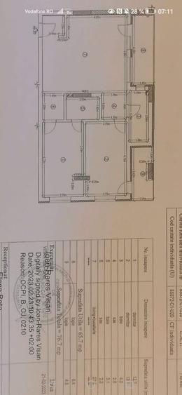 Apartament cu 3 camere decomandat în Florești