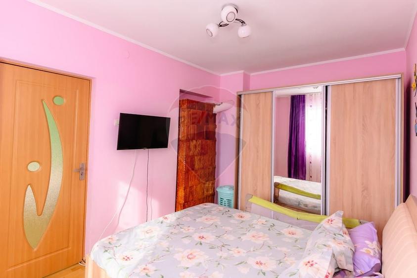 Apartament cu 2 camere semidecomandat, mobilat în Oarja
