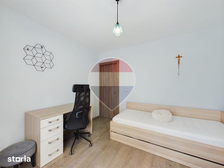 Apartament cu 3 camere în Vitan