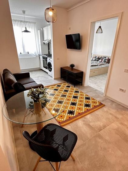 Apartament cu 2 camere nedecomandat în Central