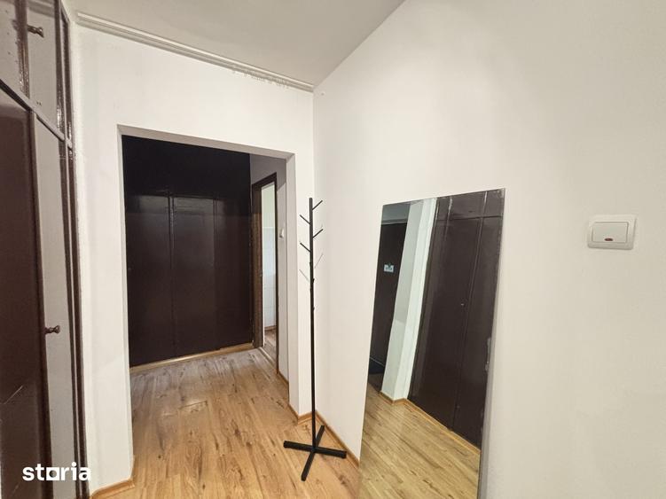 Apartament cu 2 camere în Centrul Civic