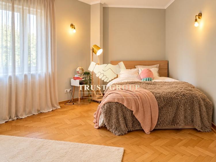 Apartament cu 5 camere semidecomandat în Ultracentral