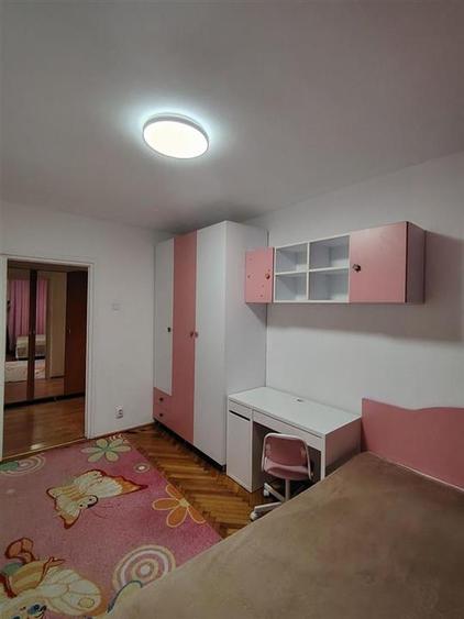 Apartament cu 2 camere decomandat, mobilat în Alexandru cel Bun