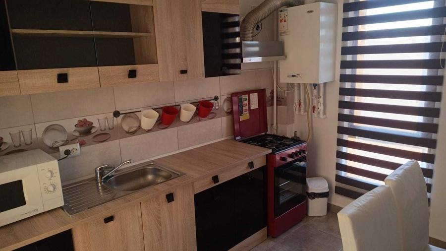 Inchiriez apartament 2 camere - 5