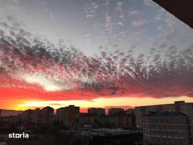 Apartament cu 3 camere în Mihai Viteazul
