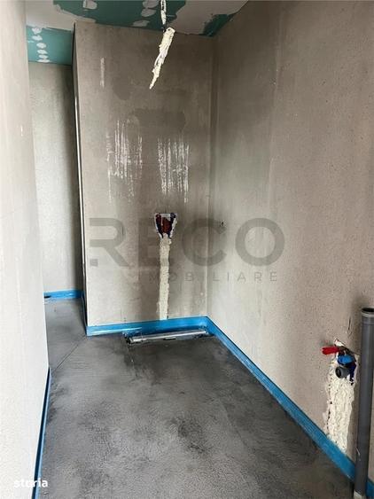 Casă cu 4 camere cu Teren 500 Mp în Sântandrei