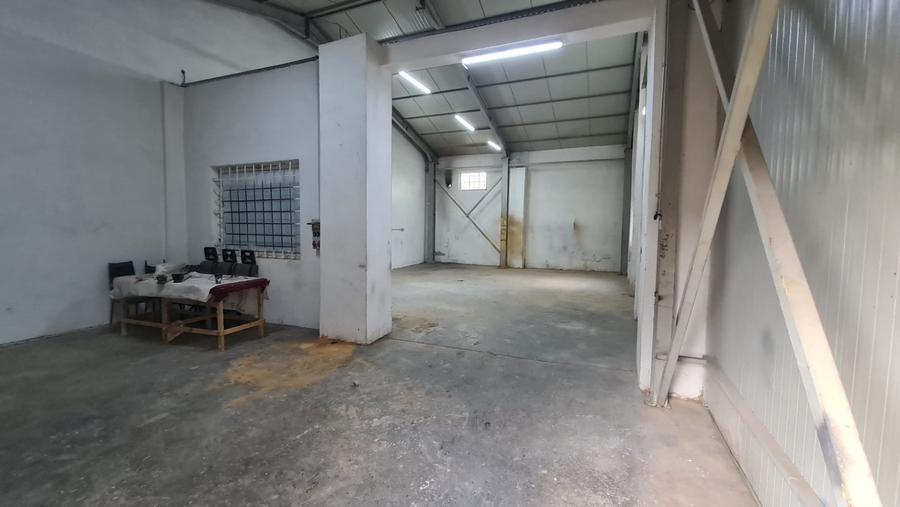 Spațiu industrial, de 145 mp, în Bărăbanț