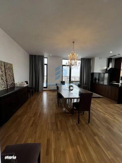 Apartament cu 5 camere în Central