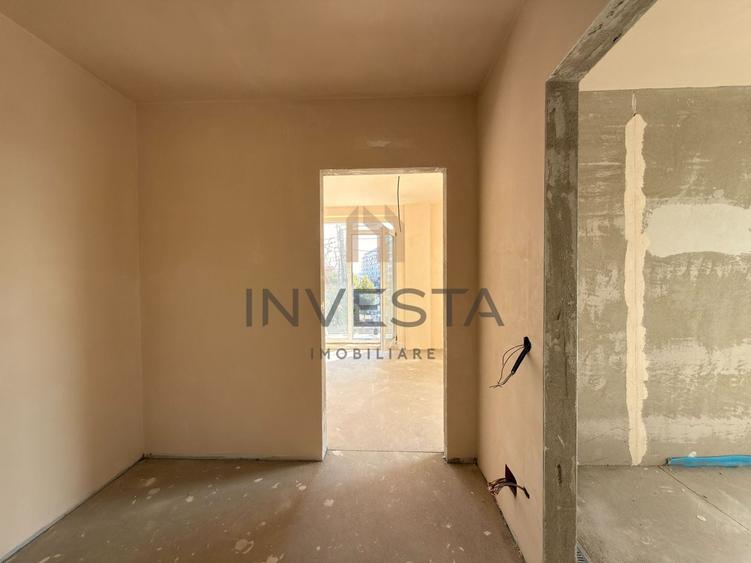 Apartament cu 2 camere semidecomandat în Mărăști