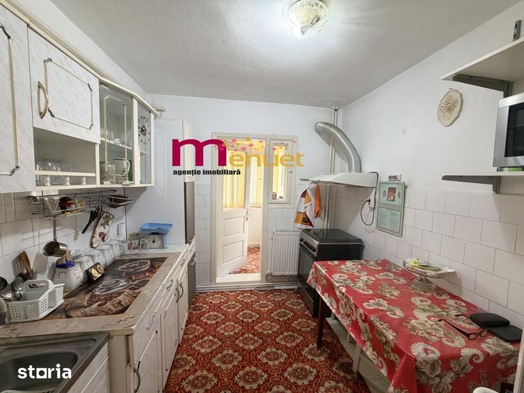 Apartament cu 2 camere decomandat în C5