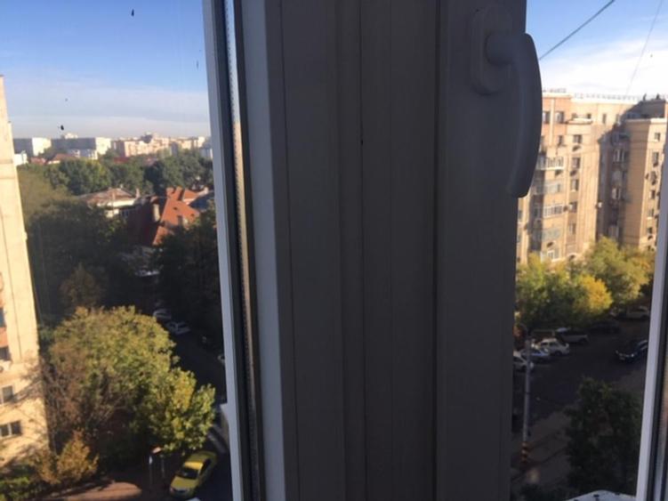 Garsonieră decomandată, mobilată în P-ța Muncii