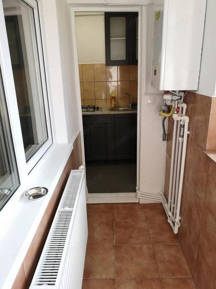 Garsonieră decomandată în Central