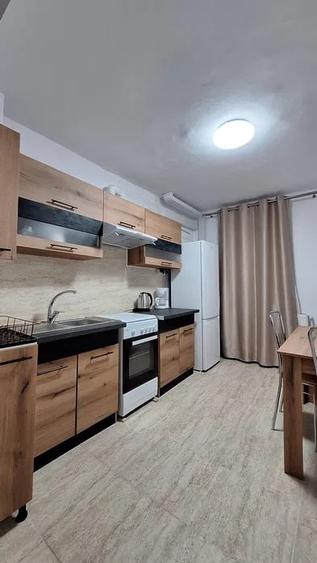 Apartament cu 2 camere semidecomandat, mobilat în Tomis III