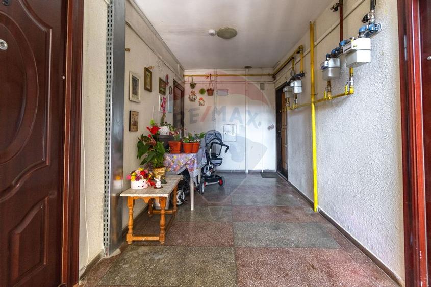 Apartament cu 2 camere semidecomandat în Central
