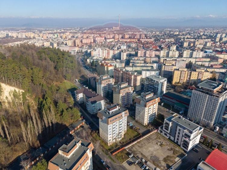 Apartament cu 2 camere decomandat, mobilat în Răcădău