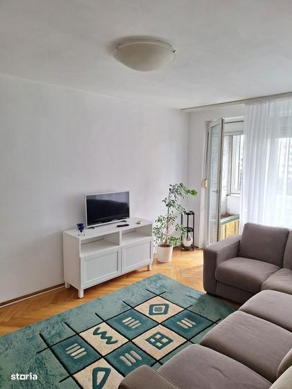 Apartament cu 2 camere semidecomandat în Obor