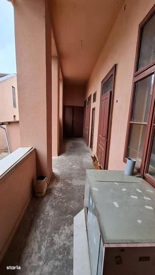 Casă cu 4 camere în Ilia