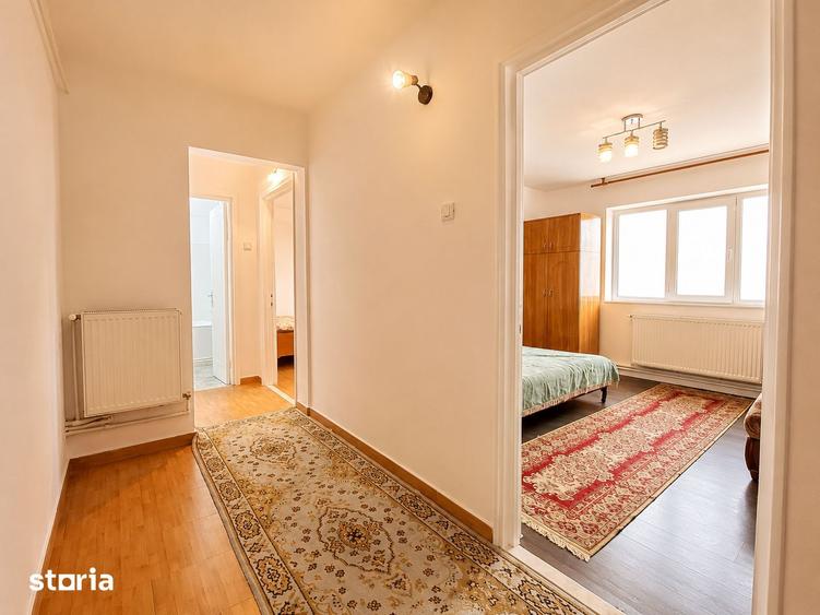 Apartament cu 3 camere decomandat, mobilat în Tomis I
