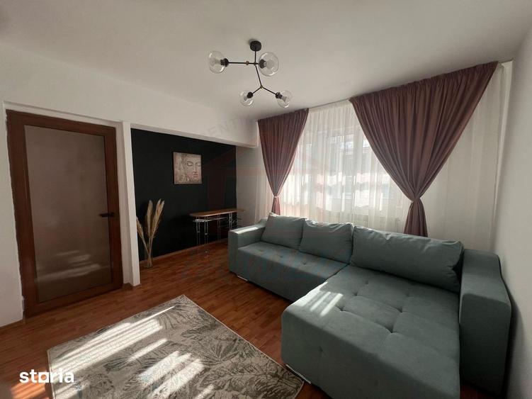 Apartament cu 2 camere decomandat, mobilat în Port