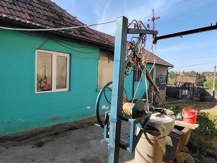 Casă individuală cu 4 camere cu Teren 1400 Mp în Tencănău