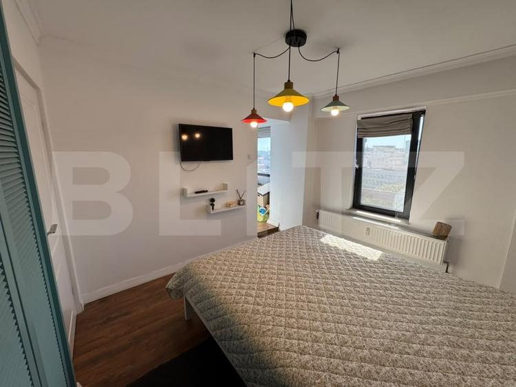 Apartament cu 4 camere decomandat, mobilat în Ultracentral
