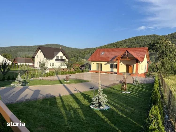 Casă cu 5 camere cu Teren 3000 Mp în Mălini