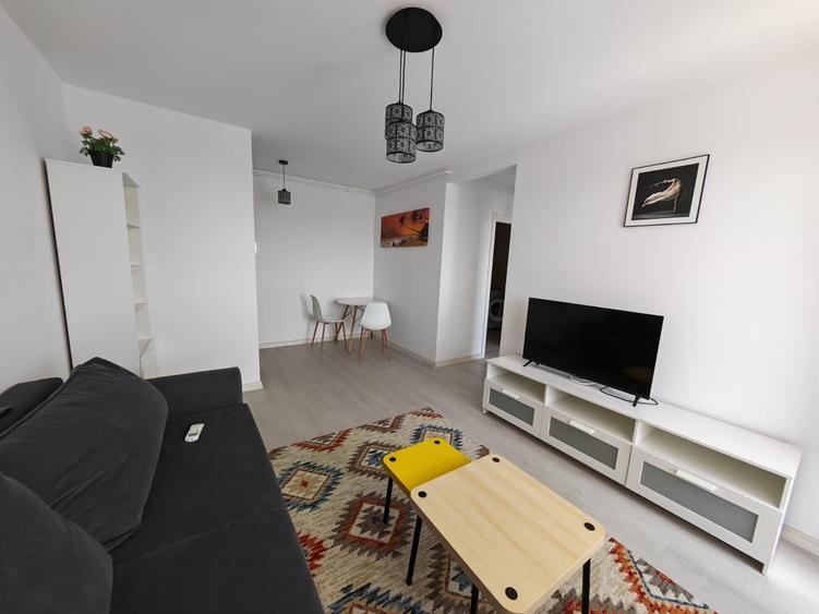 Apartament cu 2 camere semidecomandat în Theodor Pallady